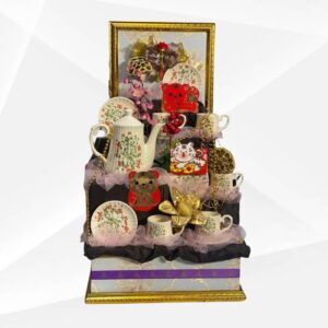 SNACK & TABLEWARE HAMPERS 07 IMLEK